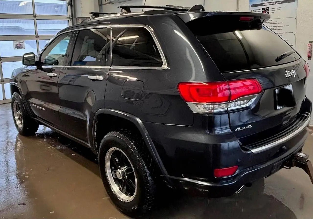 Jeep Grand Cherokee снимка Jeep Grand Cherokee