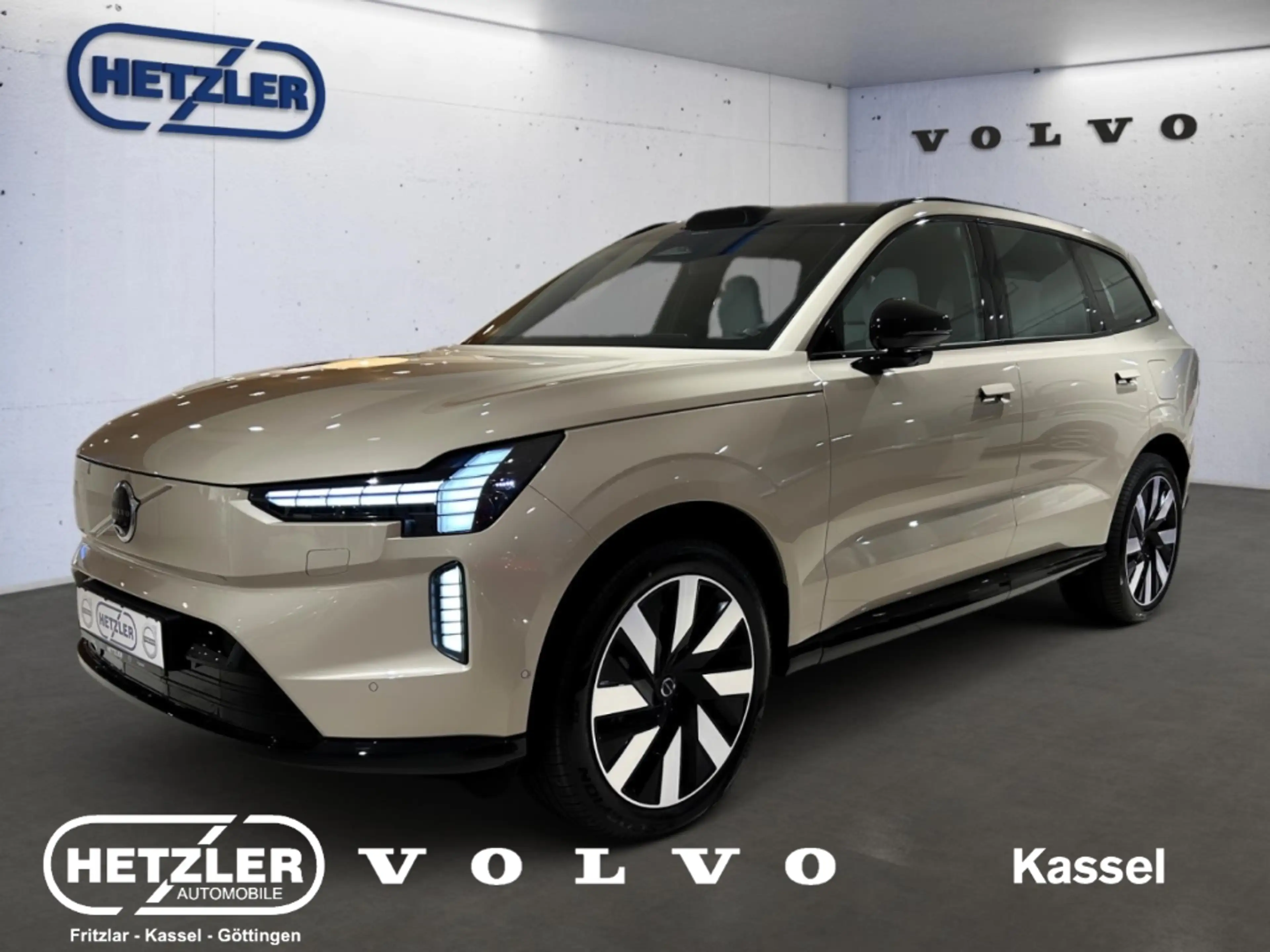 Volvo EX90 Ultra Pure Electric AWD Twin Motor 7-Sitzer HUD St
