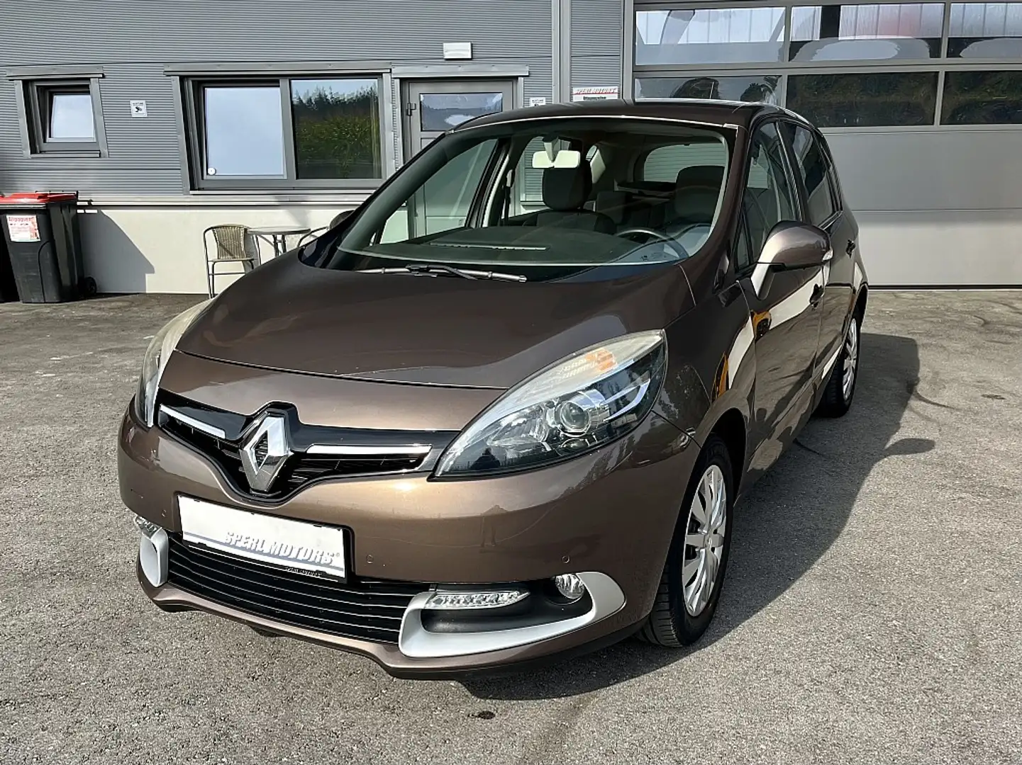 Renault Scenic Scénic Energy TCe 115 Expression Marrón - 1