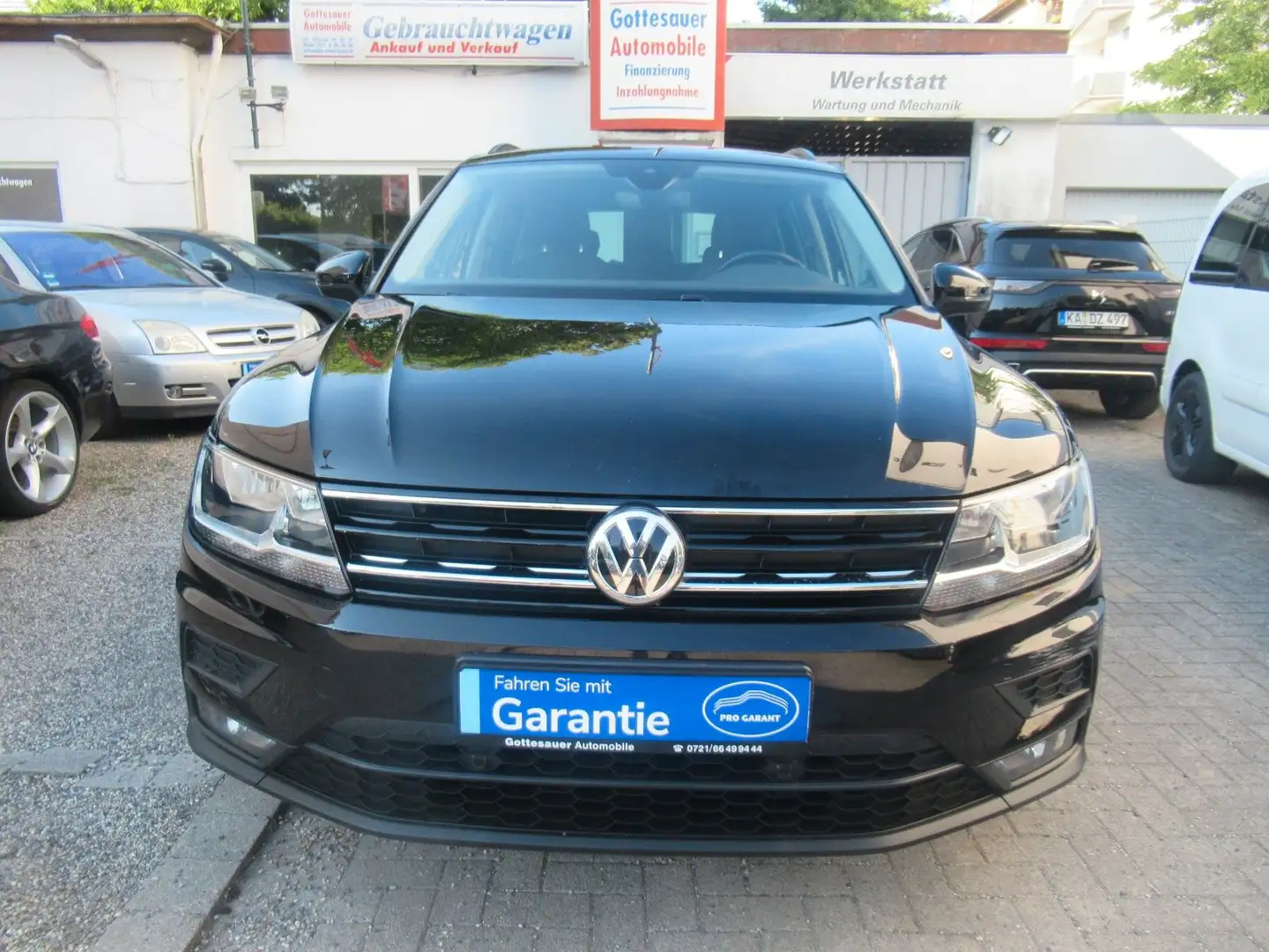 Volkswagen Tiguan Trendline BMT/Start-Stopp Schwarz - 1