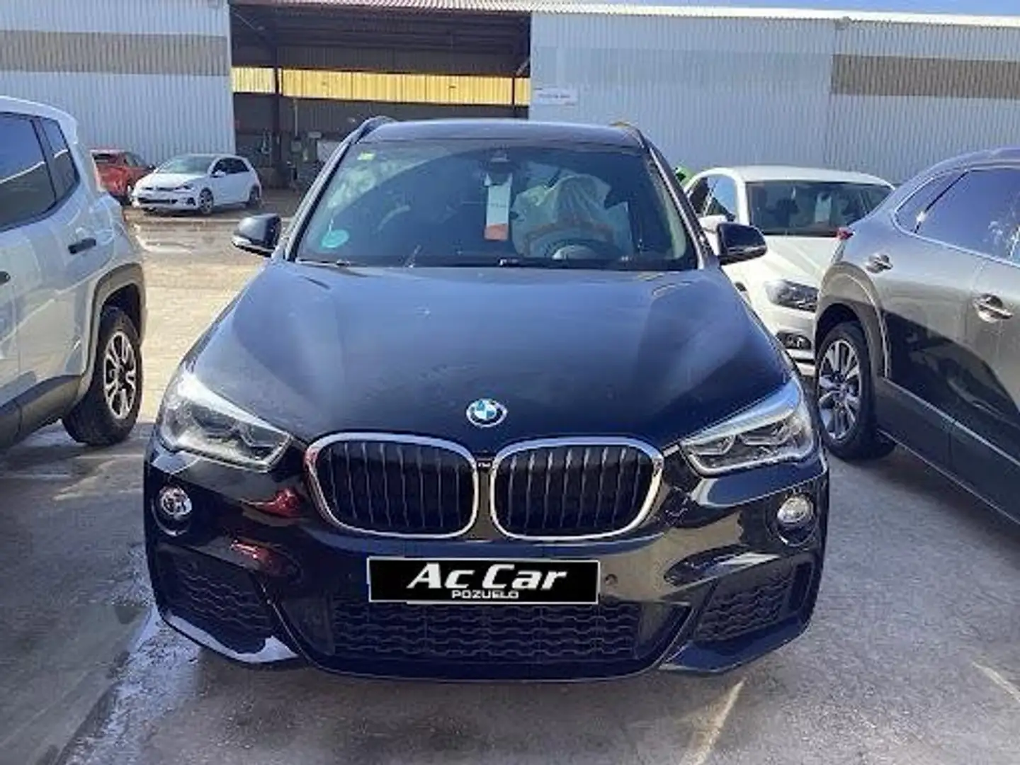 BMW X1 xDrive 18d - 1