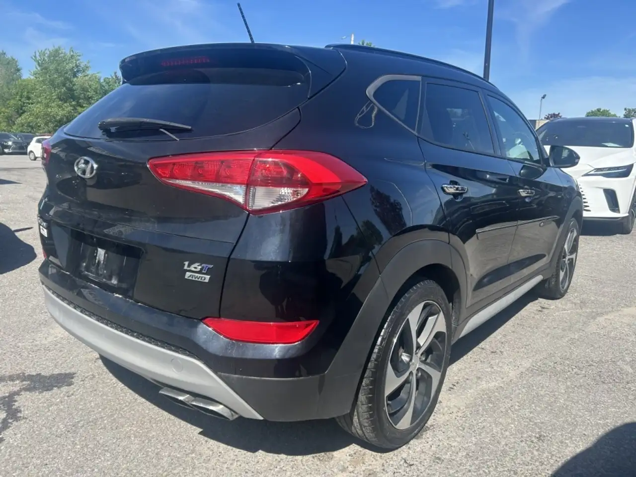 Hyundai TUCSON снимка Hyundai TUCSON