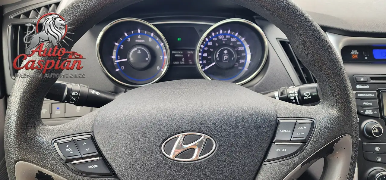 Hyundai SONATA снимка Hyundai SONATA