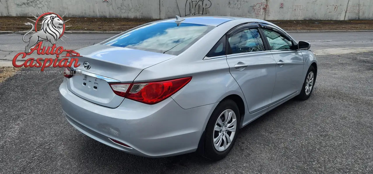 Hyundai SONATA снимка Hyundai SONATA