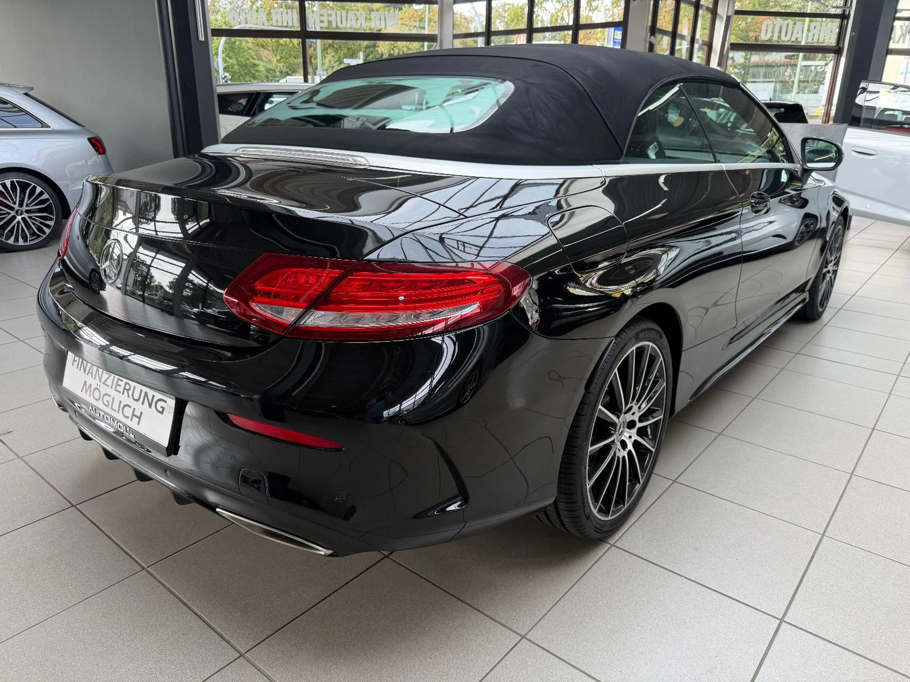 Mercedes-Benz C 400 Cabrio 4Matic * AMG Line * E-Sitze Memory — photo 8
