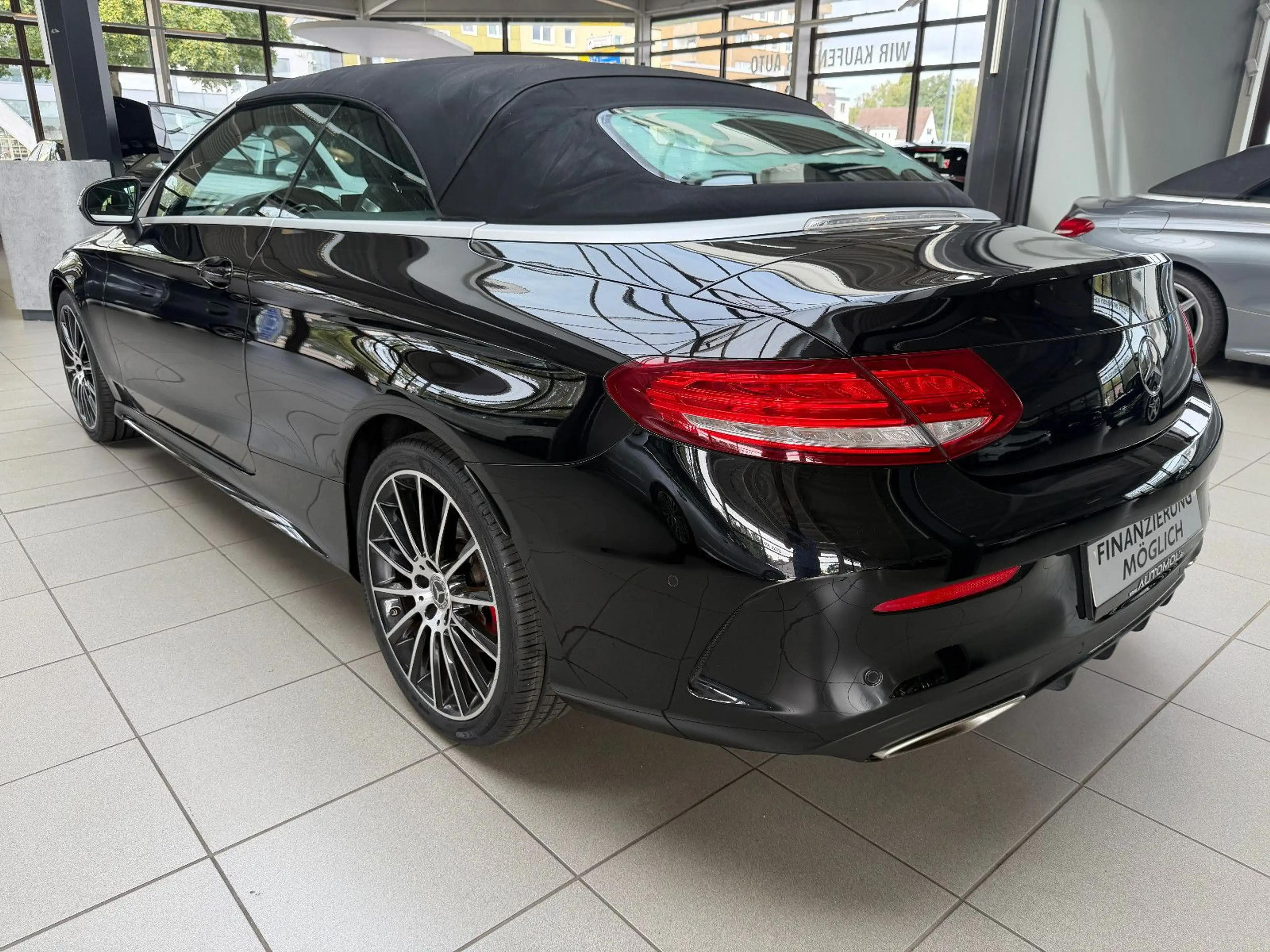 Mercedes-Benz C 400 Cabrio 4Matic * AMG Line * E-Sitze Memory — photo 5