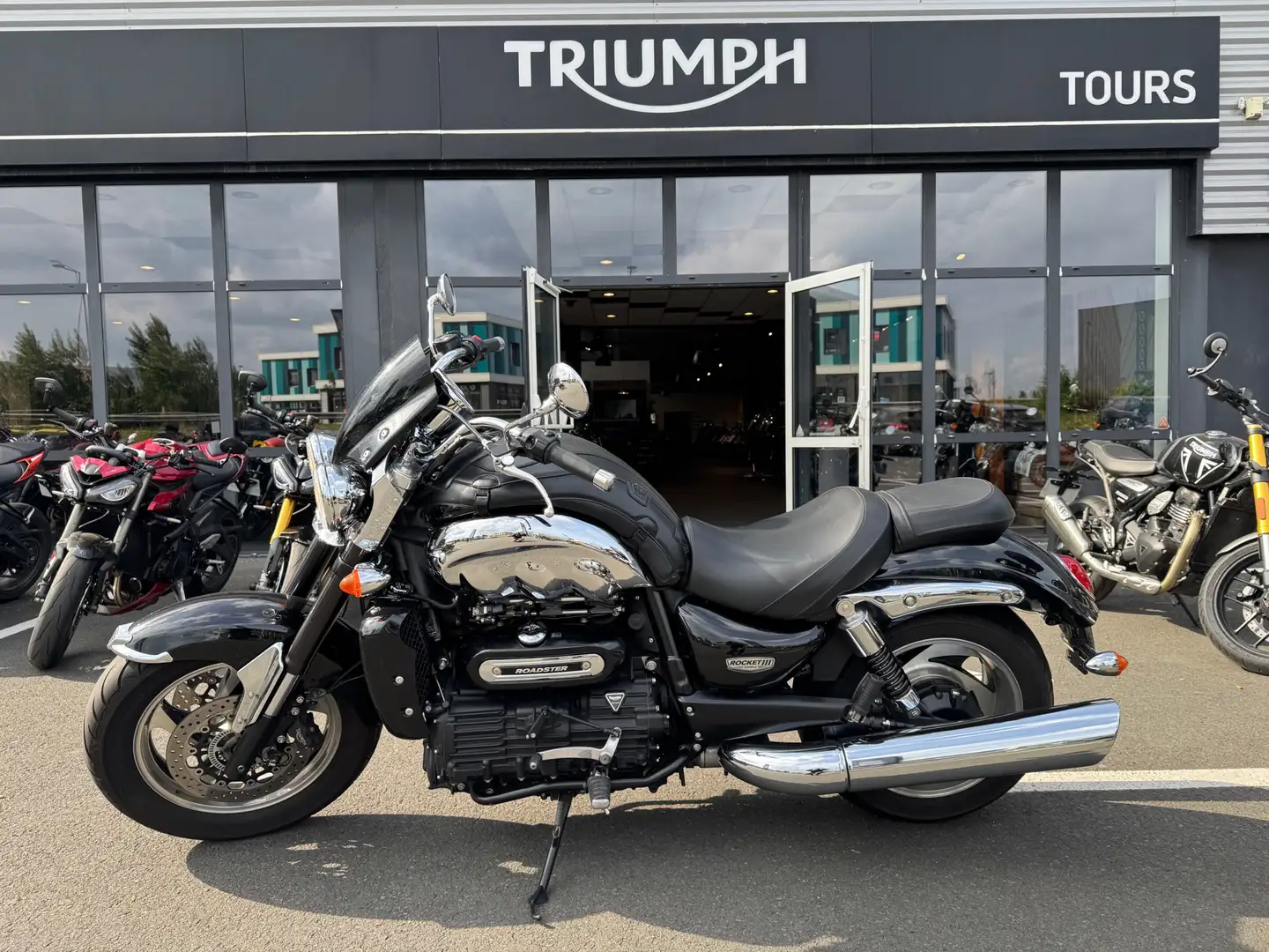 Triumph Rocket III Roadster Schwarz - 1