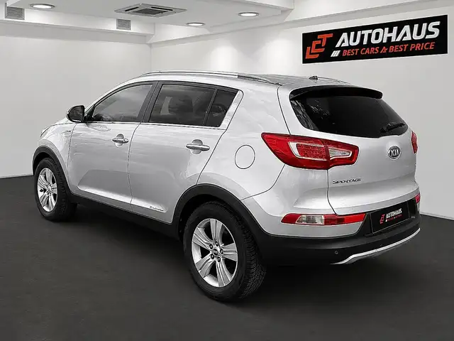 Kia Sportage view 3
