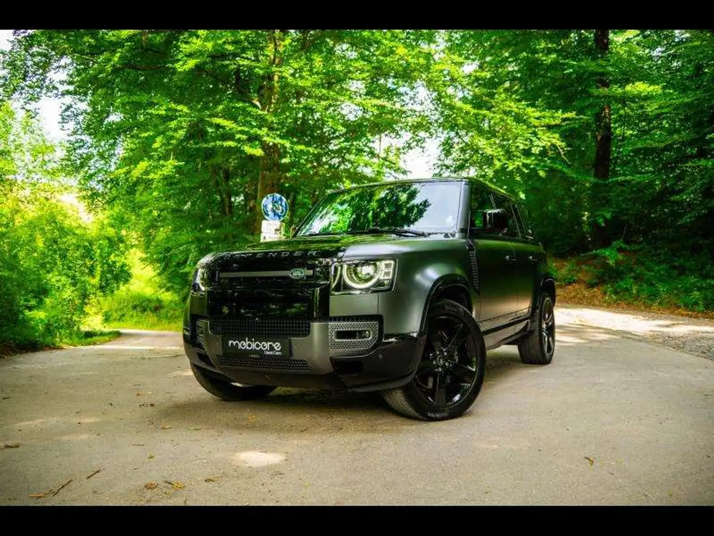 Land Rover Defender 110 P525 V8 Carpathian Edition Gris - 1