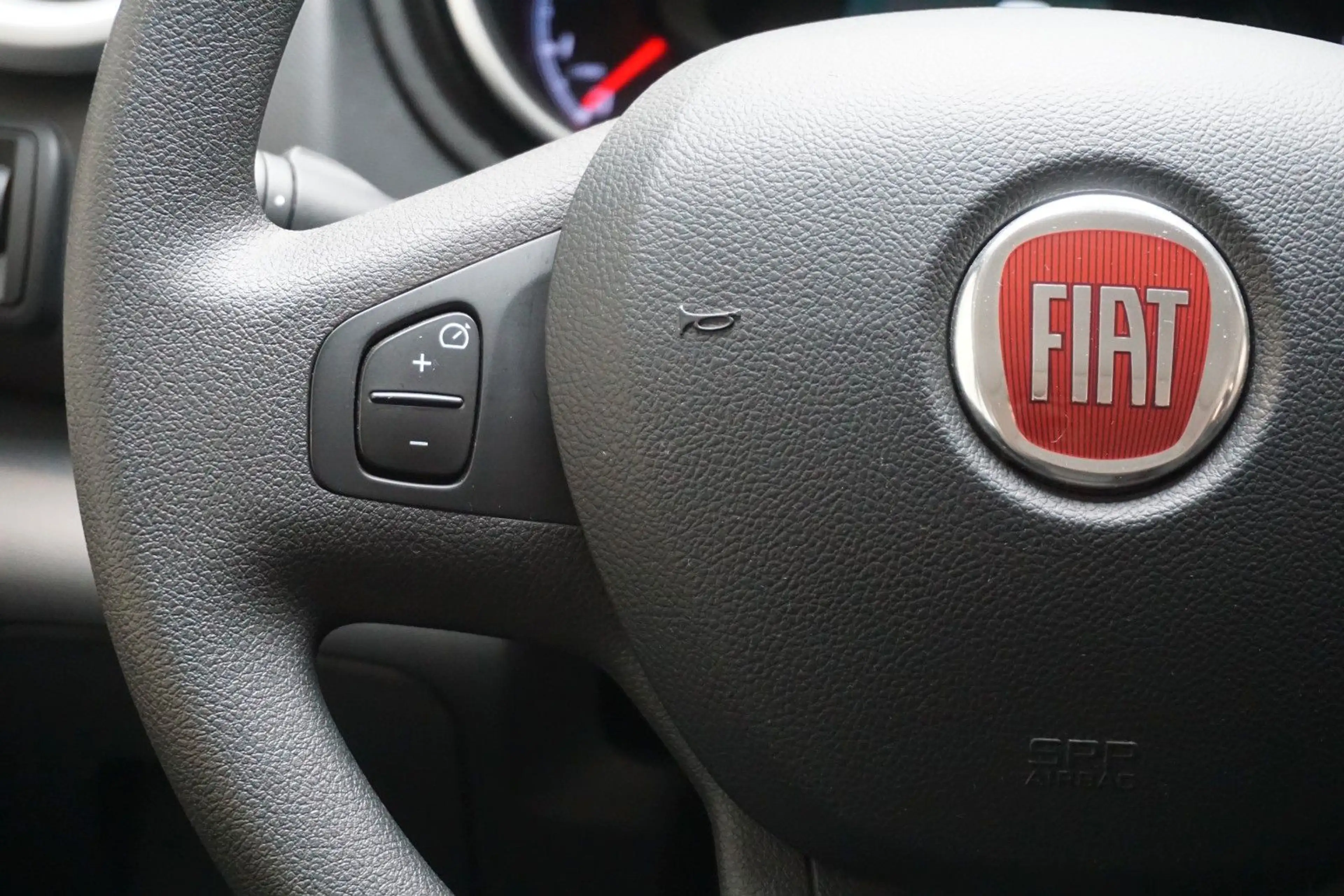 Fiat Talento Kombi L1 Family 9-SITZER, NAVI, KLIMA — photo 11