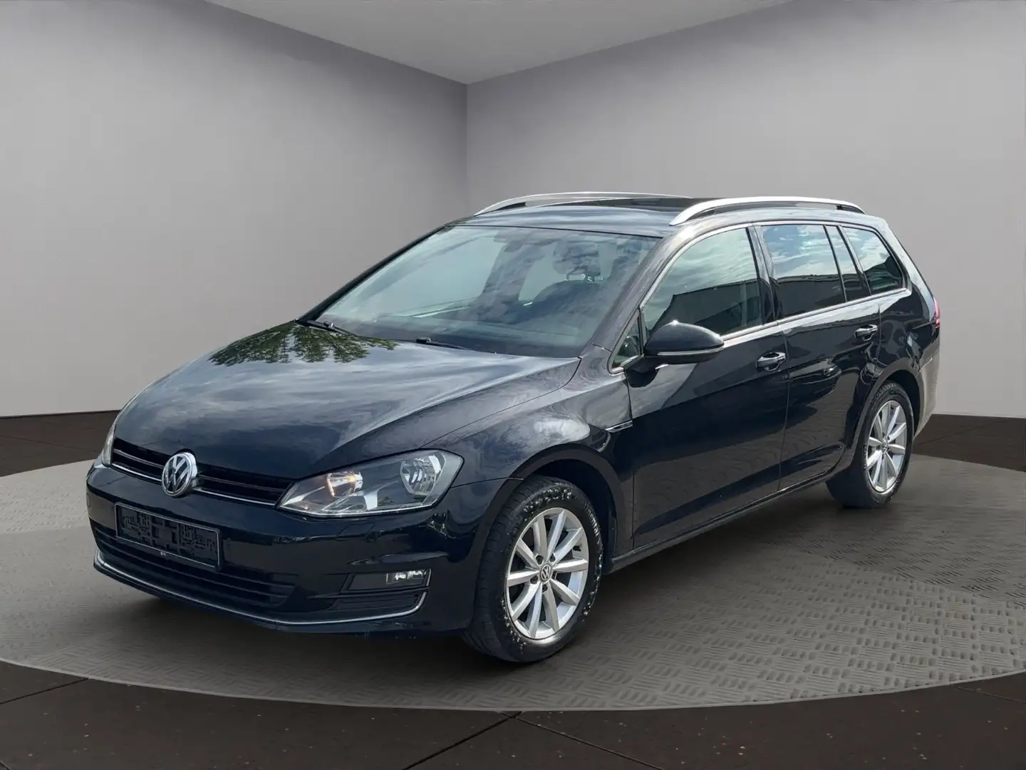 Volkswagen Golf 1.6 TDI VII Variant Lounge Standhzg Navi Schwarz - 1