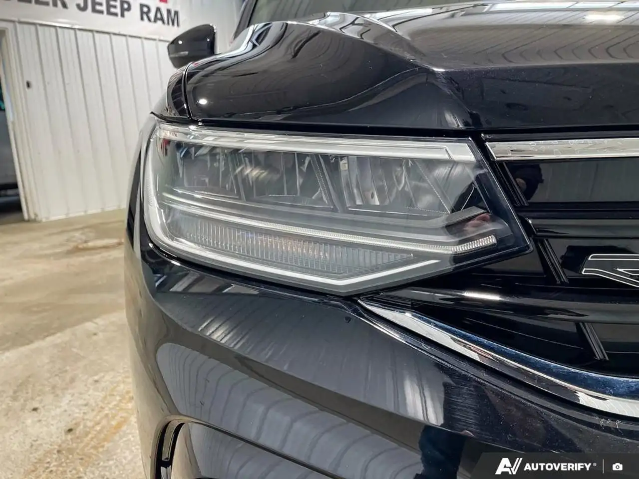 Volkswagen Tiguan снимка Volkswagen Tiguan