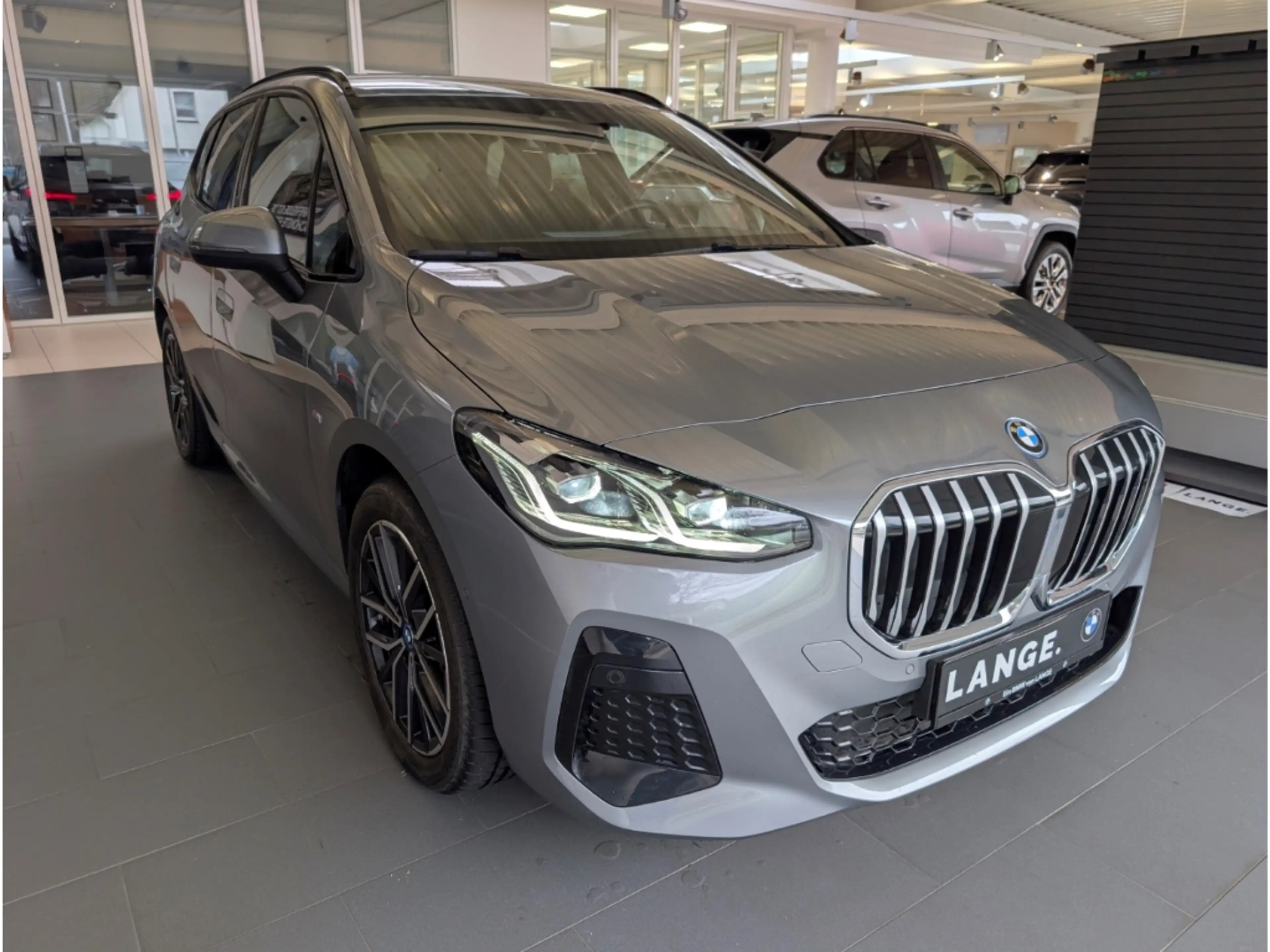 BMW 230 e  Active Tourer xDrive M Sport AHK RFK ACC SHZ — photo 3