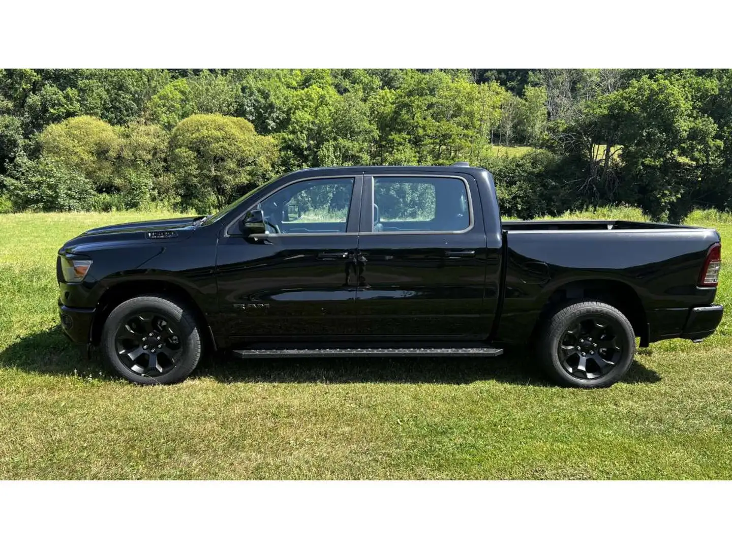 Dodge RAM 1500 5.7 V8 BiGHORN Black Edition + LPG Чёрный - 1