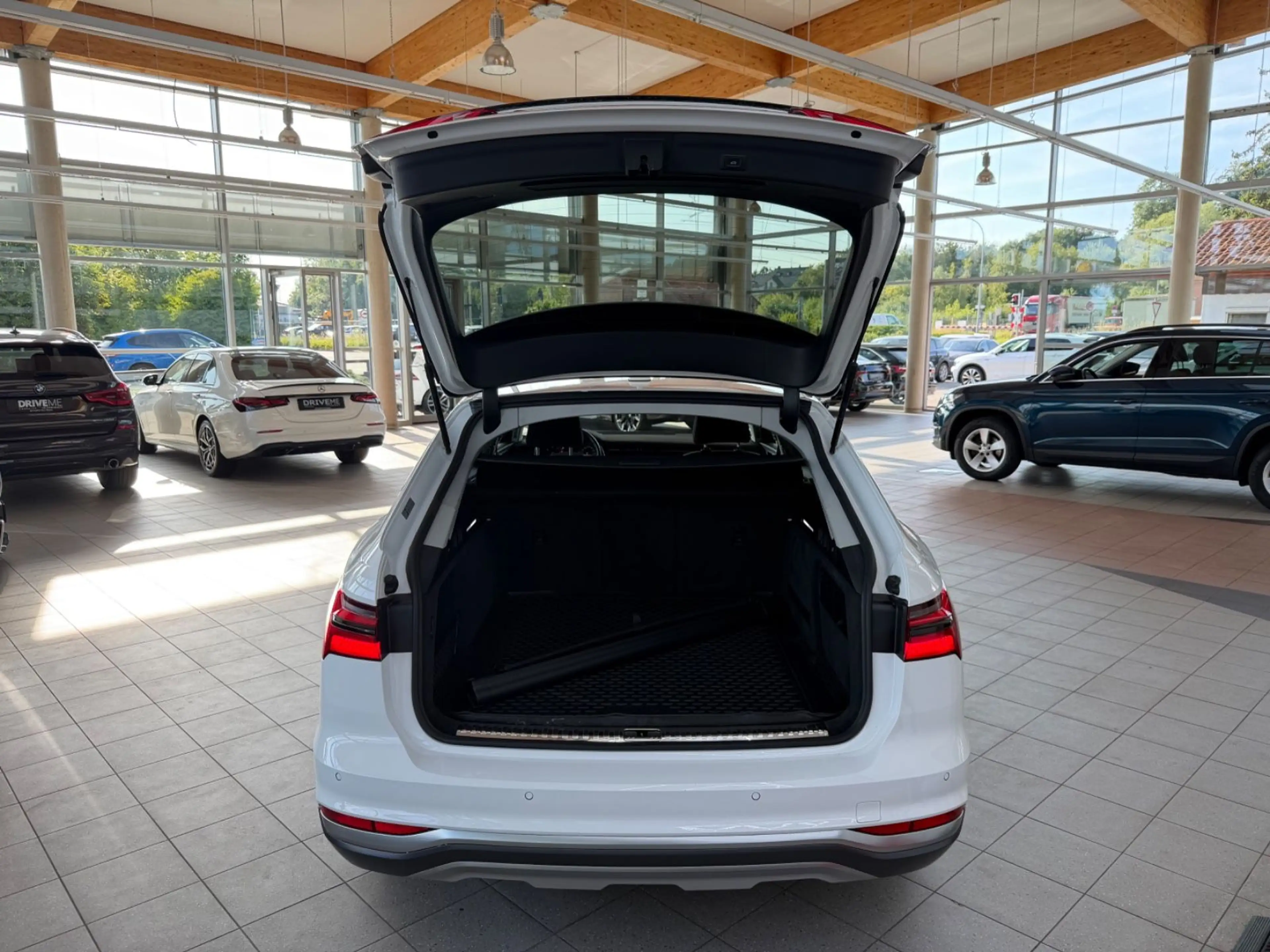 Audi A6 allroad quattro 45 TDI 360KAM LED ACC — photo 10