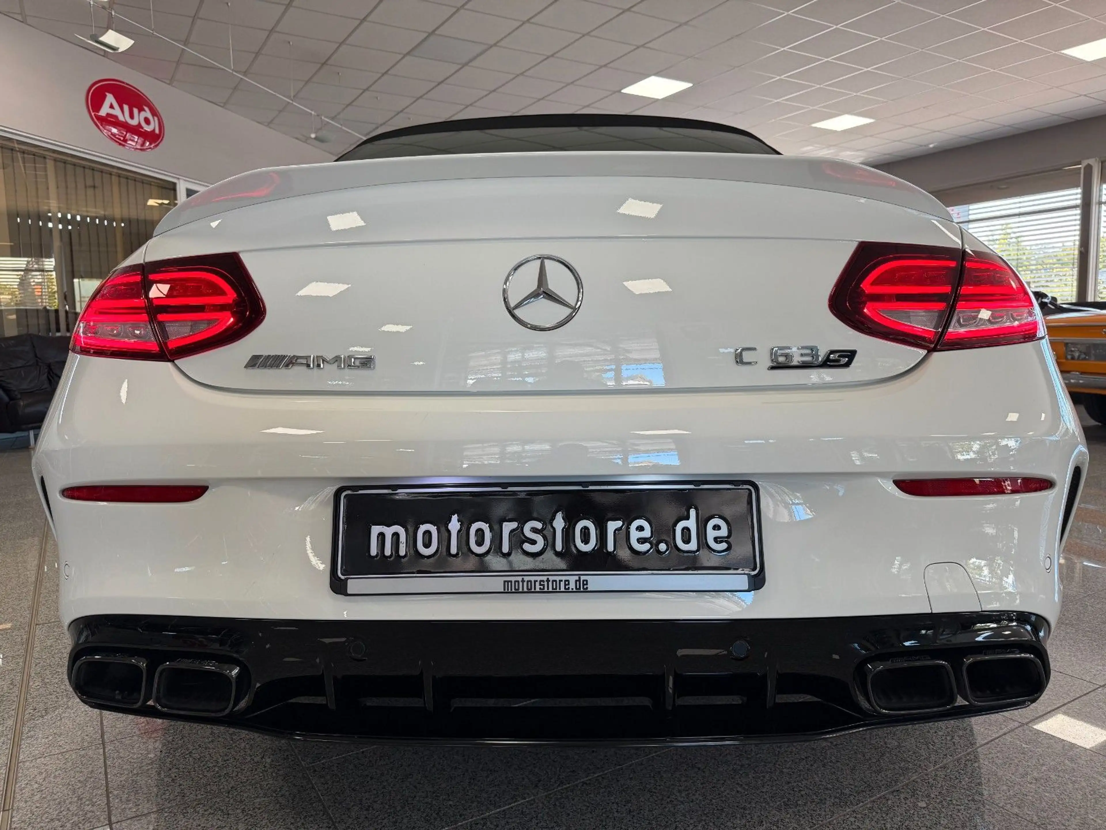 Mercedes-Benz C 63 AMG C63 S AMG V8 BI-TURBO |17tKM|1A/TOP|SERVICE:NEU — photo 7