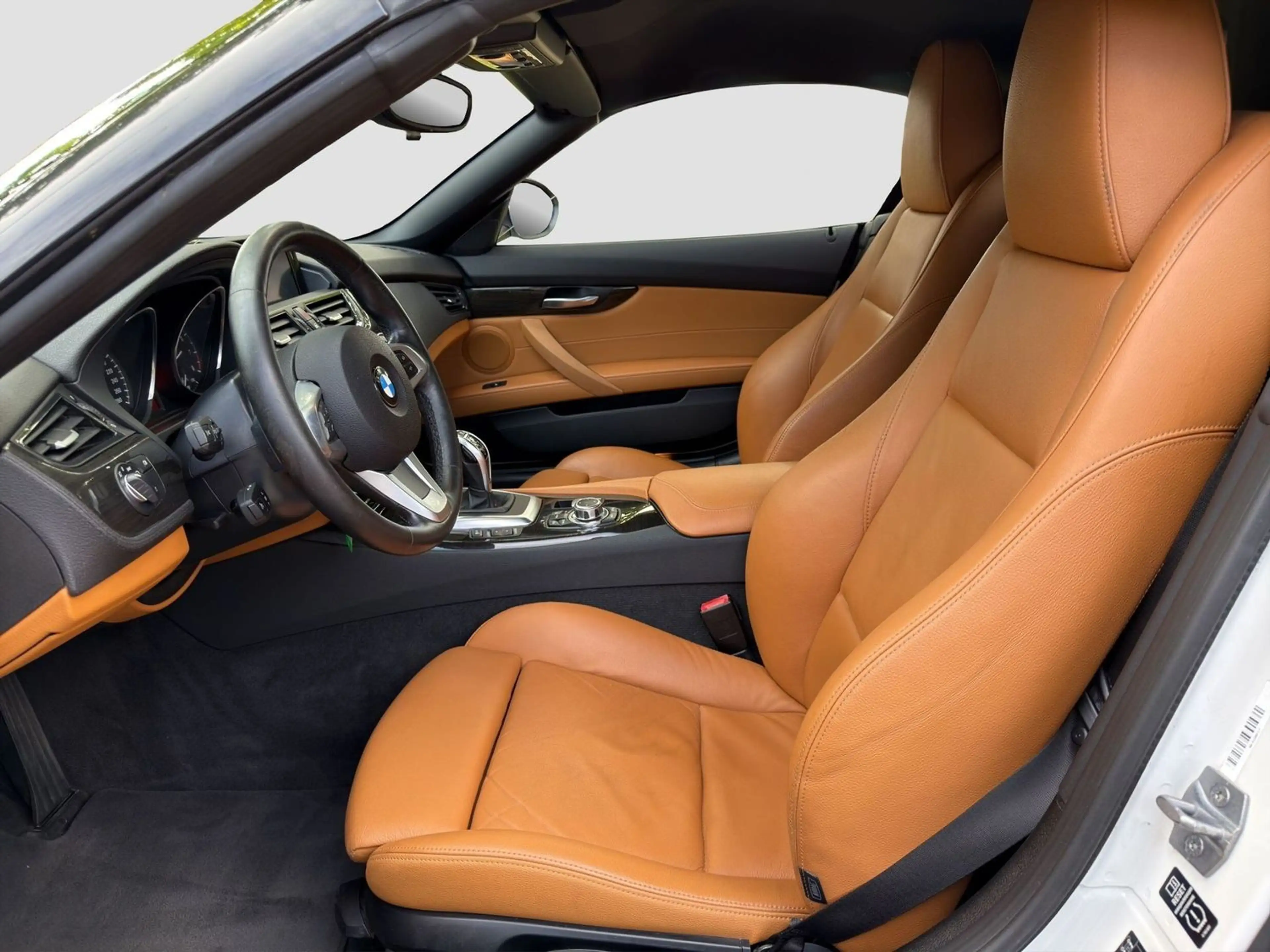 BMW Z4 sdrive 20i SAG NaviProf Xenon Leder PDC v+h — photo 10