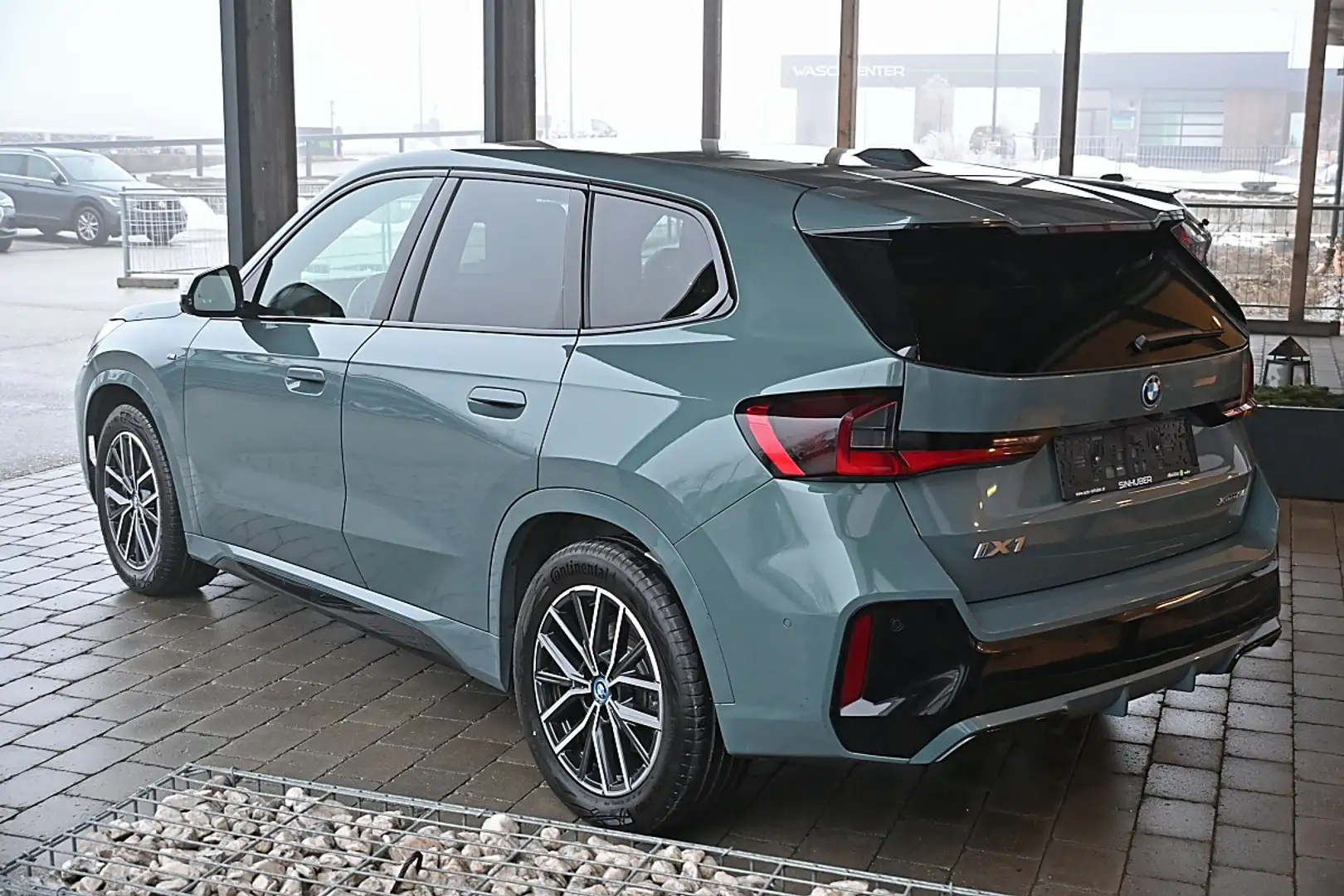 BMW iX1 xDrive30 64,7kWh ACC, AHK elekr., eSitze mit Me... Blau - 2