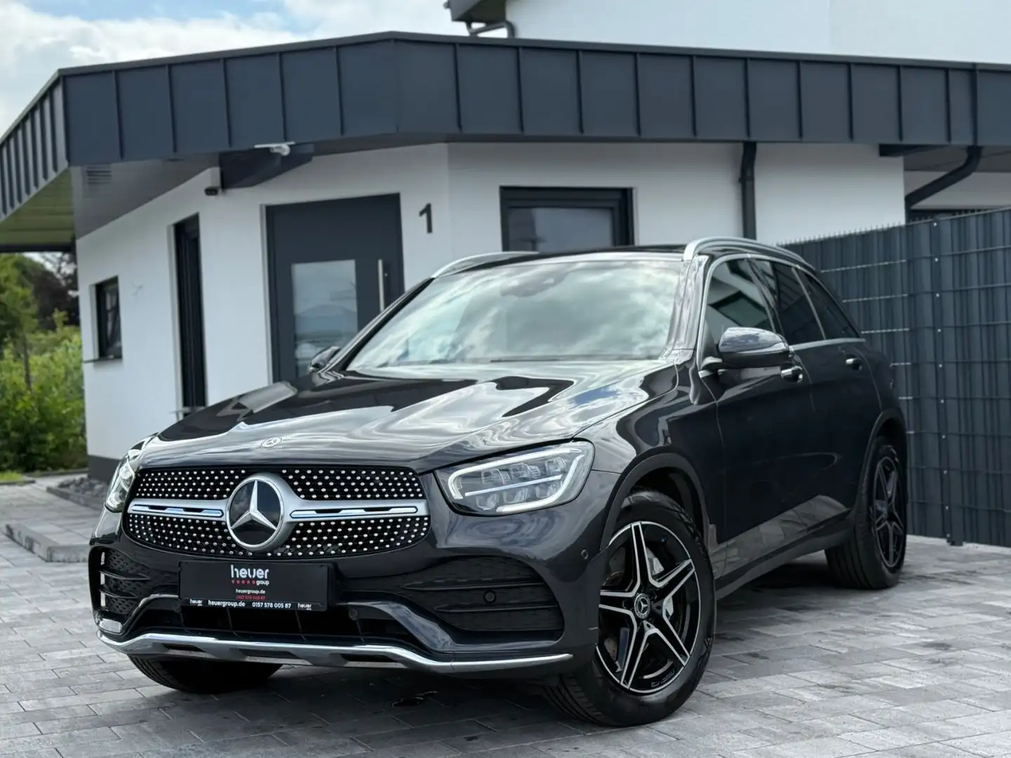 Mercedes-Benz GLC 220 d 4Matic/AMG/PANO/HEAD-UP/KAMERA/BURMEST Gris - 1
