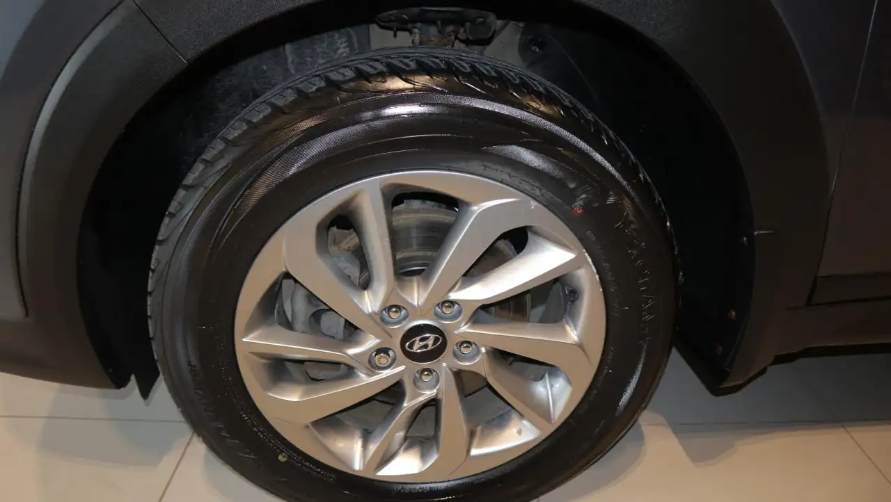 Hyundai TUCSON снимка Hyundai TUCSON