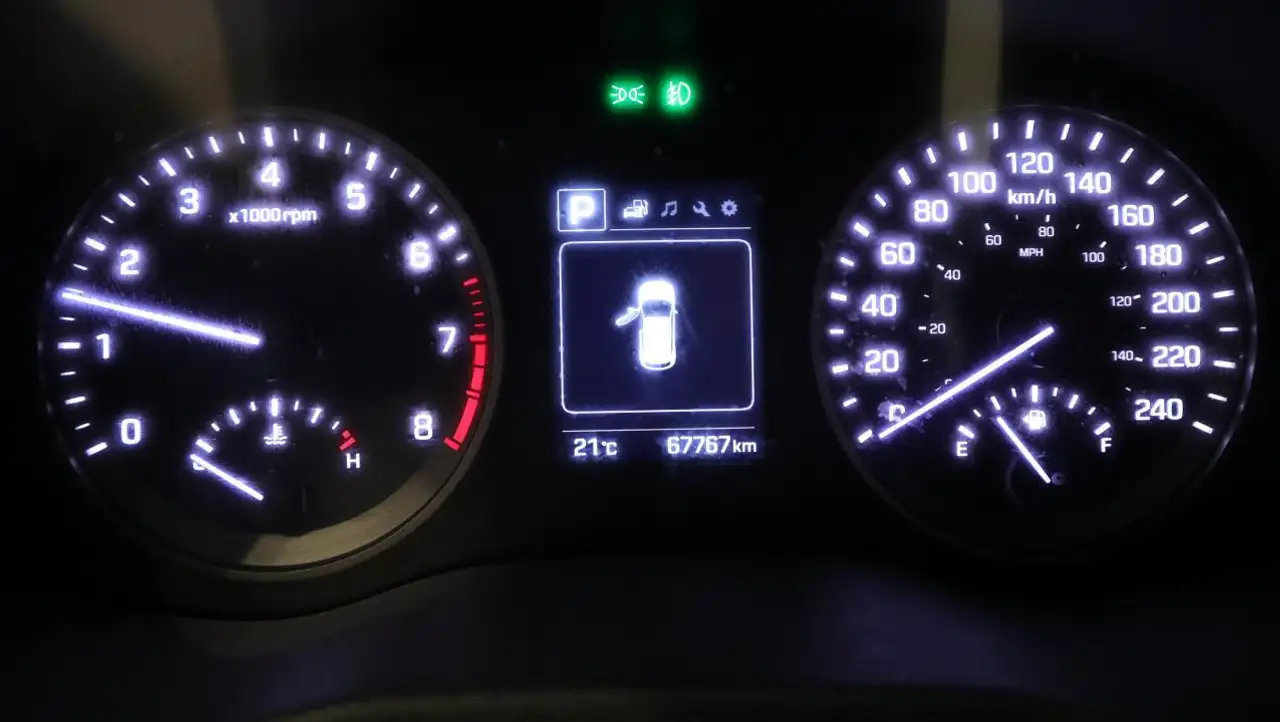 Hyundai TUCSON снимка Hyundai TUCSON