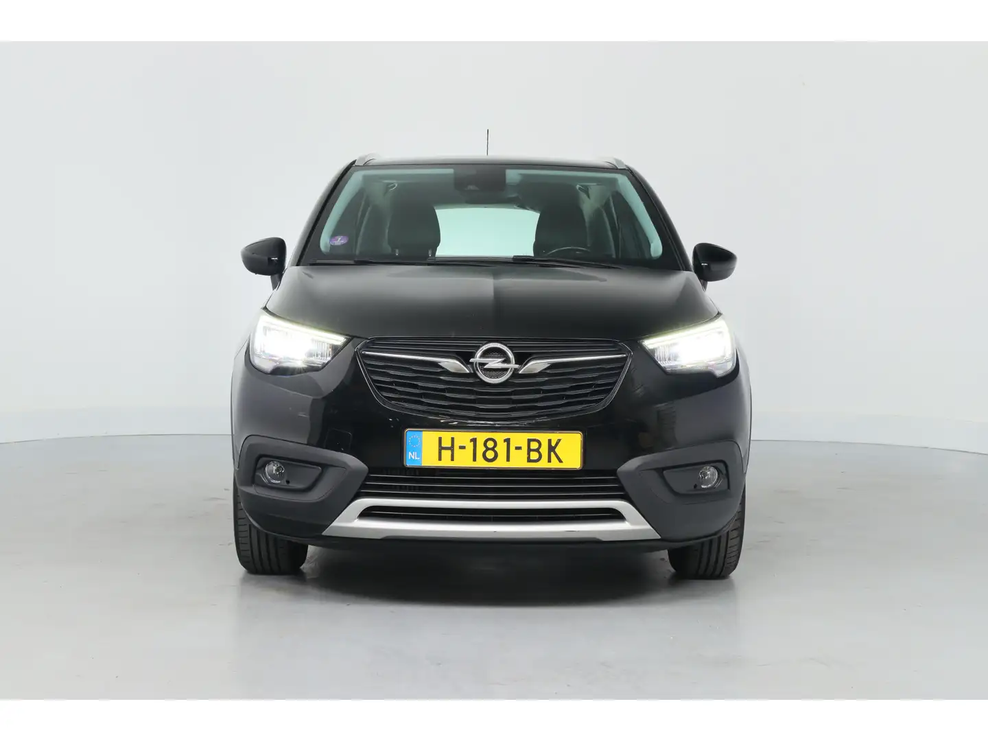 Opel Crossland X 1.2 Turbo Innovation | Climate Control | Navigatie Zwart - 2