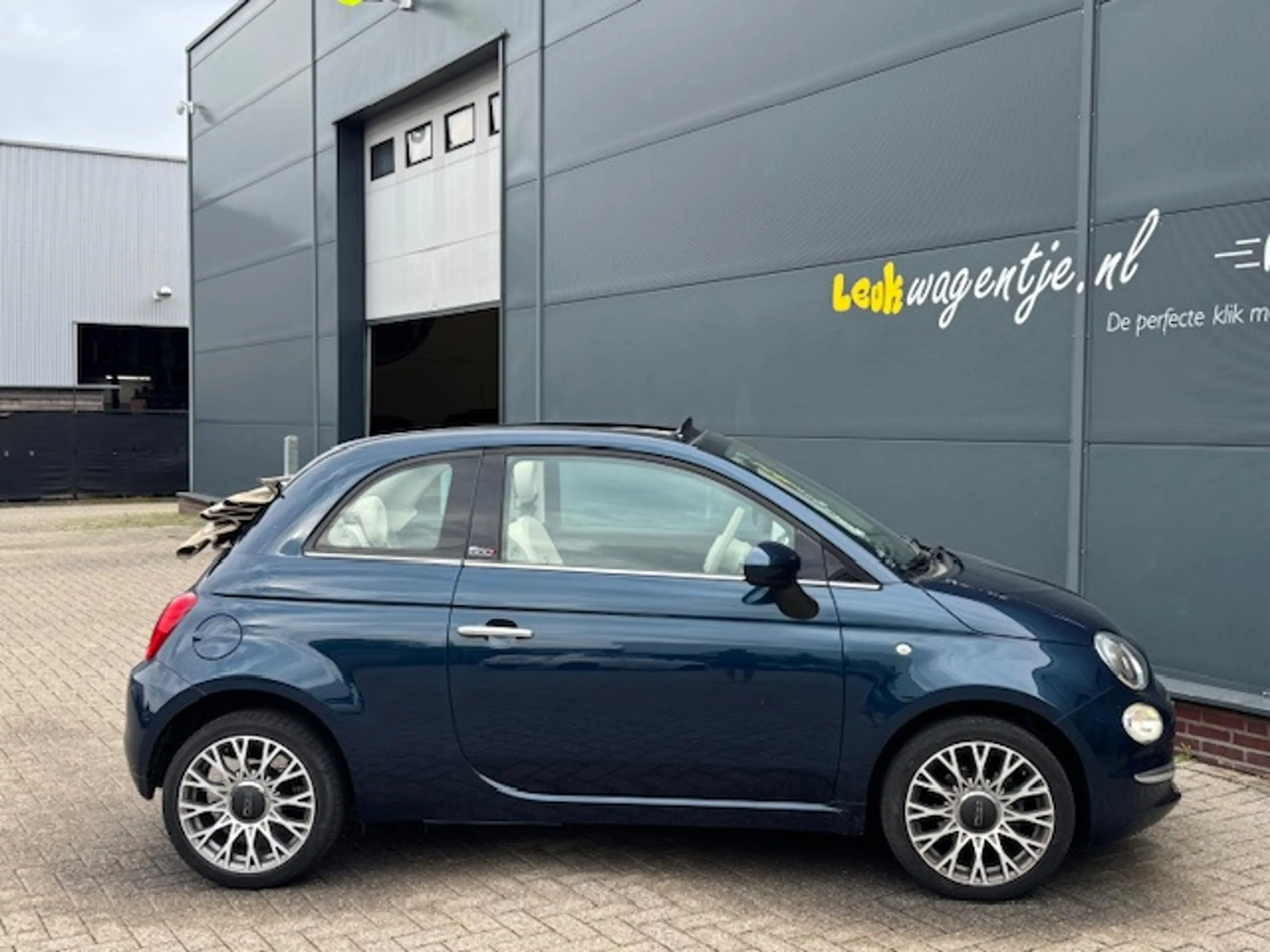 Fiat 500C 0.9 TwinAir Turbo Lounge Cabrio *navi *p-sensor — photo 9