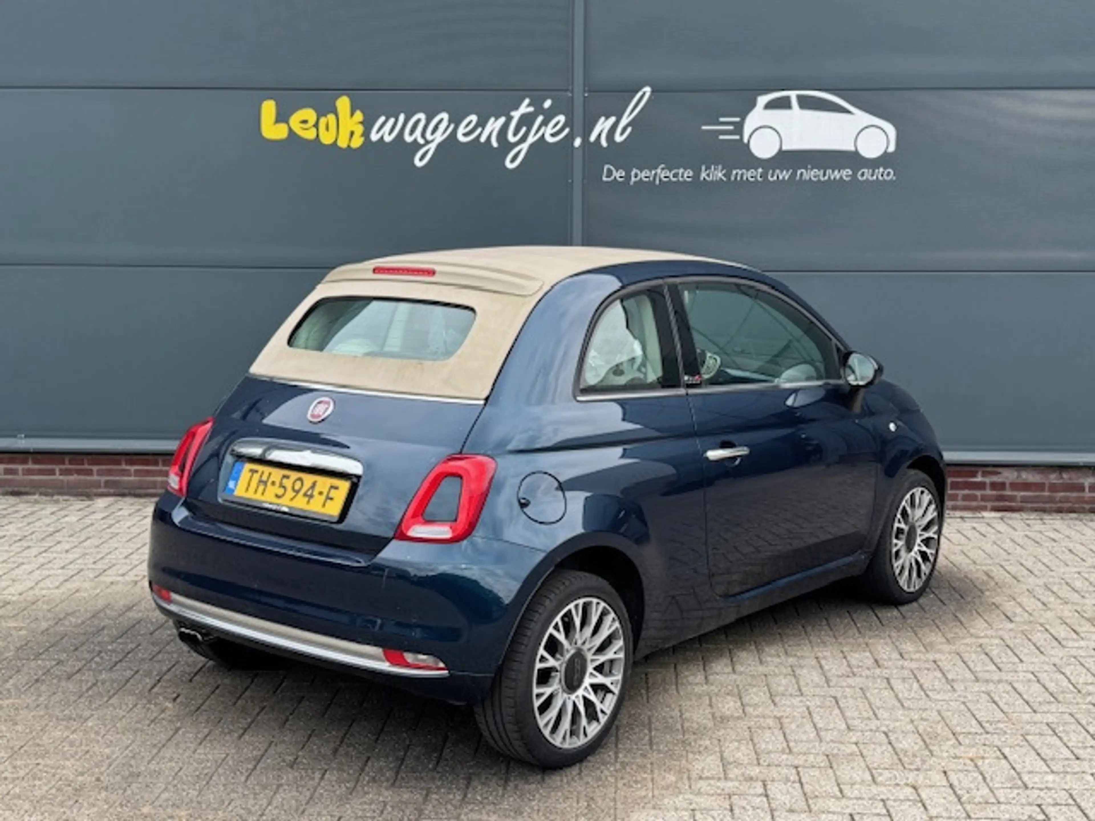 Fiat 500C 0.9 TwinAir Turbo Lounge Cabrio *navi *p-sensor — photo 5