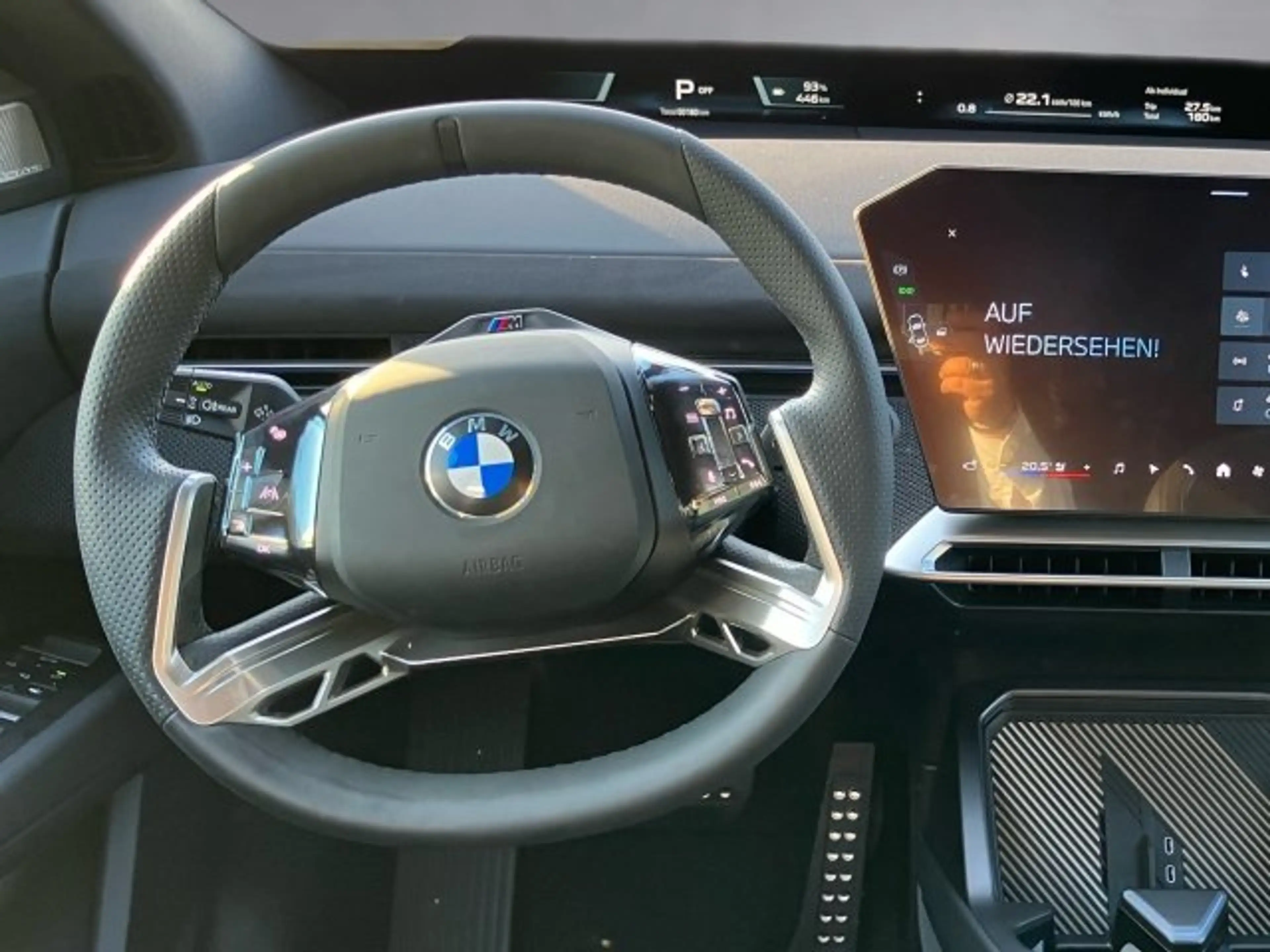 BMW iX3 40 — photo 10