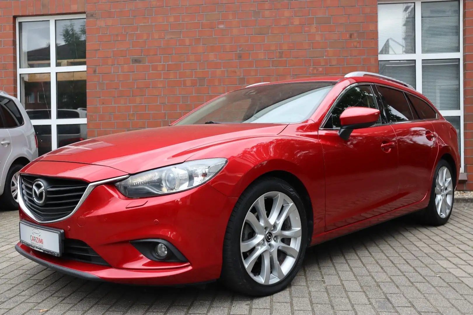 Mazda 6 Kombi 2.2 Sports-Line Aut. Xenon Leder 1.Hand Rot - 2