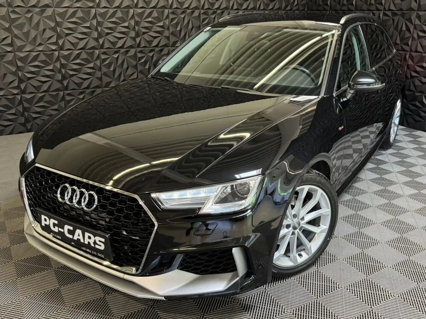 Audi A4 Avant 2.0 TDI Sport S-tronic Sline Černá - 1