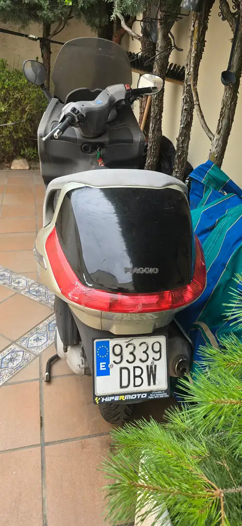 Piaggio X 8 125 Beige - 2