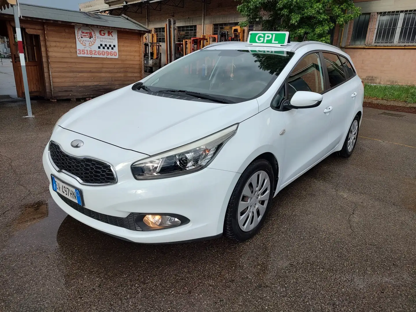 Kia Ceed SW / cee'd SW cee'd 1.4 ECO GPL SW Active, Ok Neopatentati Bianco - 1