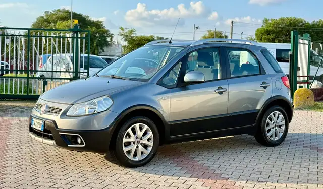 Fiat Sedici 1.6 16v Emotion 4x2 120cv NEOPATENTATI
