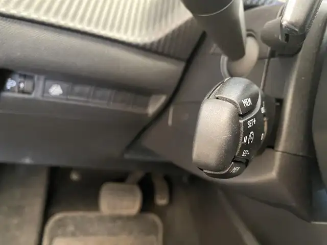 Peugeot 208 view 18