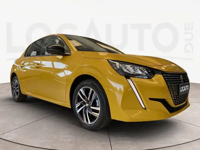 Peugeot 208 view 3