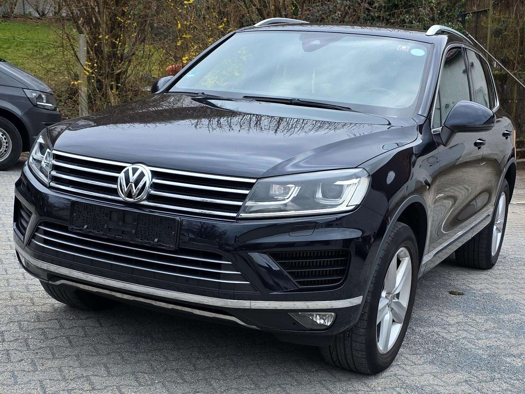 Second hand Volkswagen Touareg 3.0 TDI