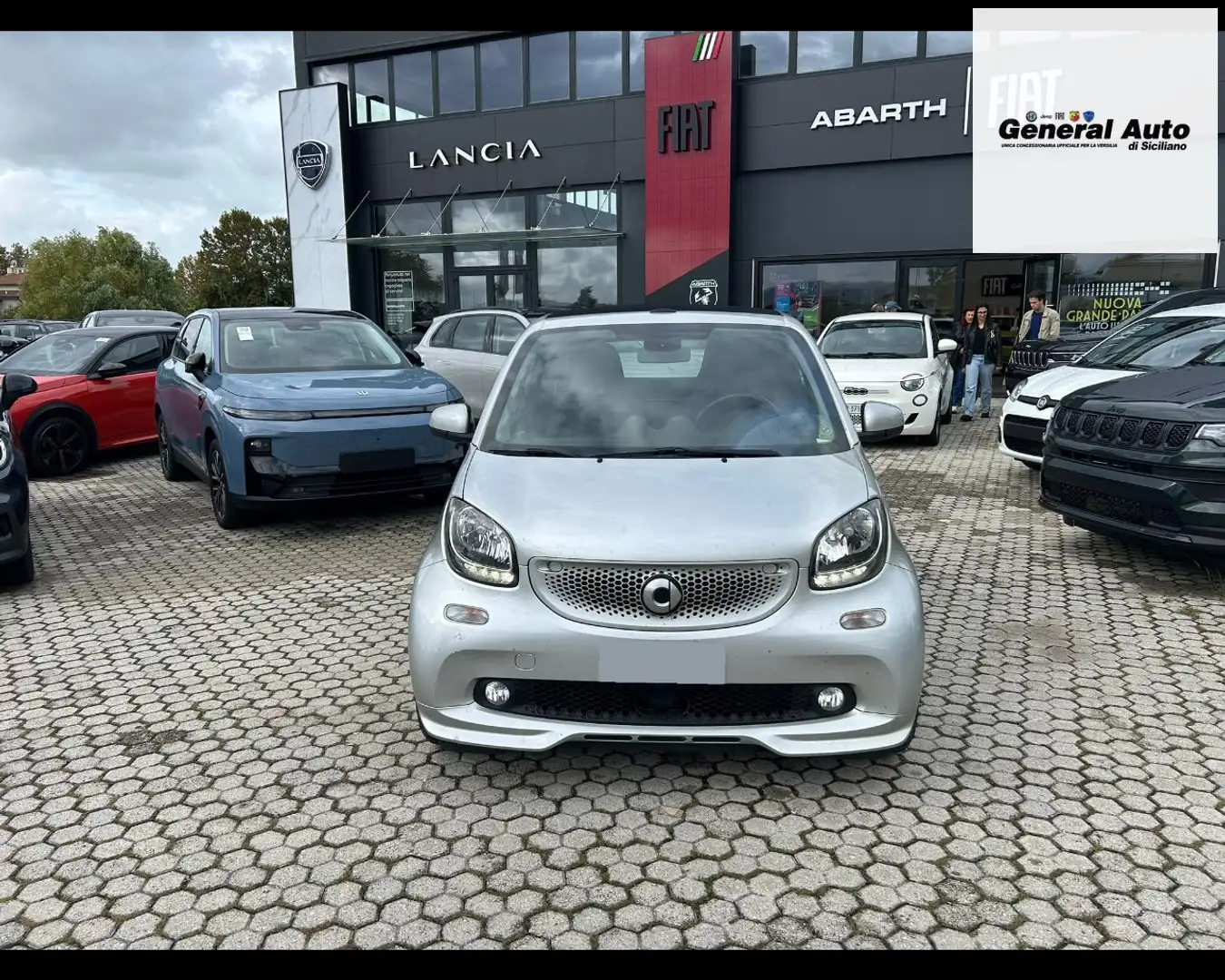 smart forTwo III Cabrio Cabrio 1.0 Passion 71cv twinamic my18 Grau - 2