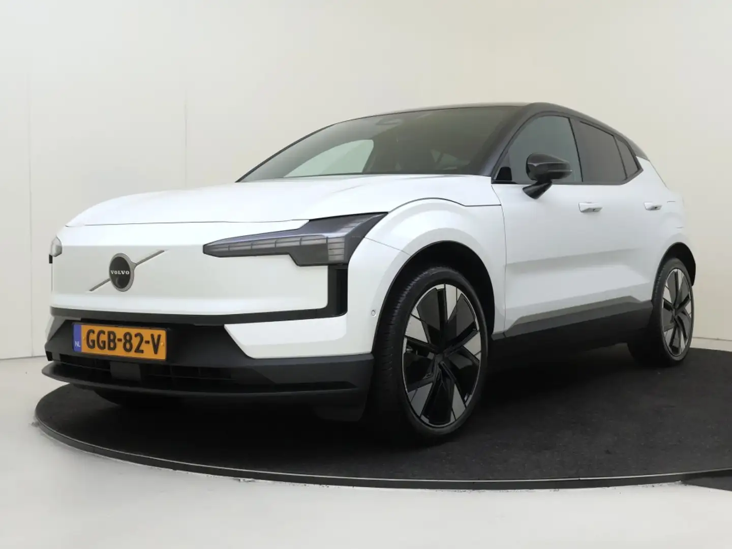 Volvo EX30 Extended Range. Ultra 69 kWh | Panoramadak | Stoel Blanc - 2
