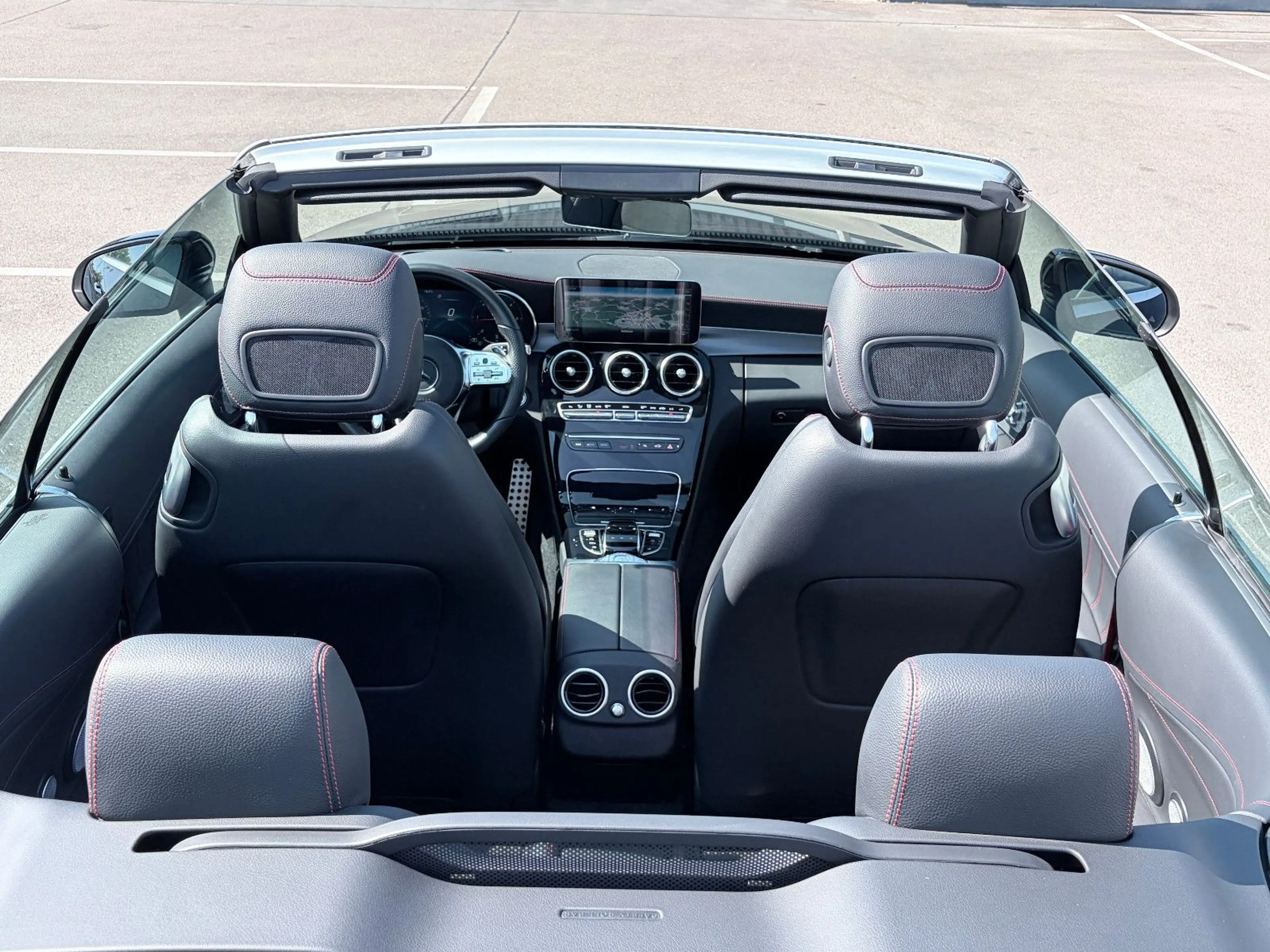 Mercedes-Benz C 300 d AMG PLUS COMAND/HUD/DISTRONIC/BURMESTER — photo 12