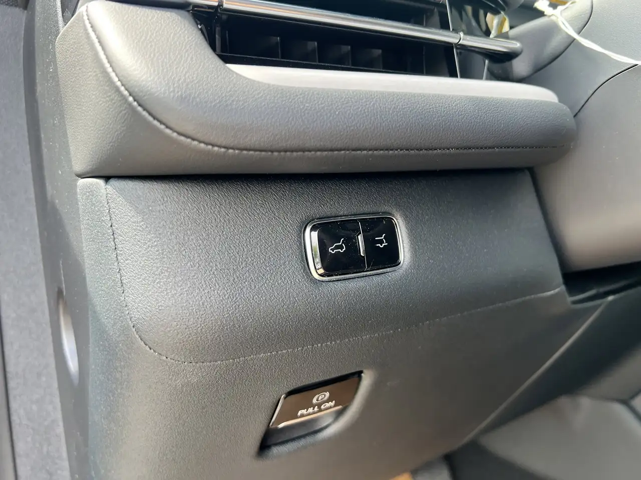 Lincoln Navigator снимка Lincoln Navigator