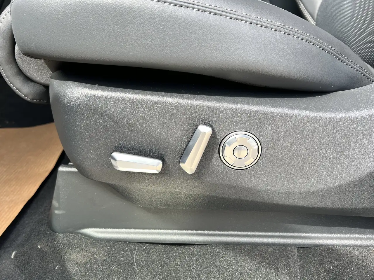 Lincoln Navigator снимка Lincoln Navigator