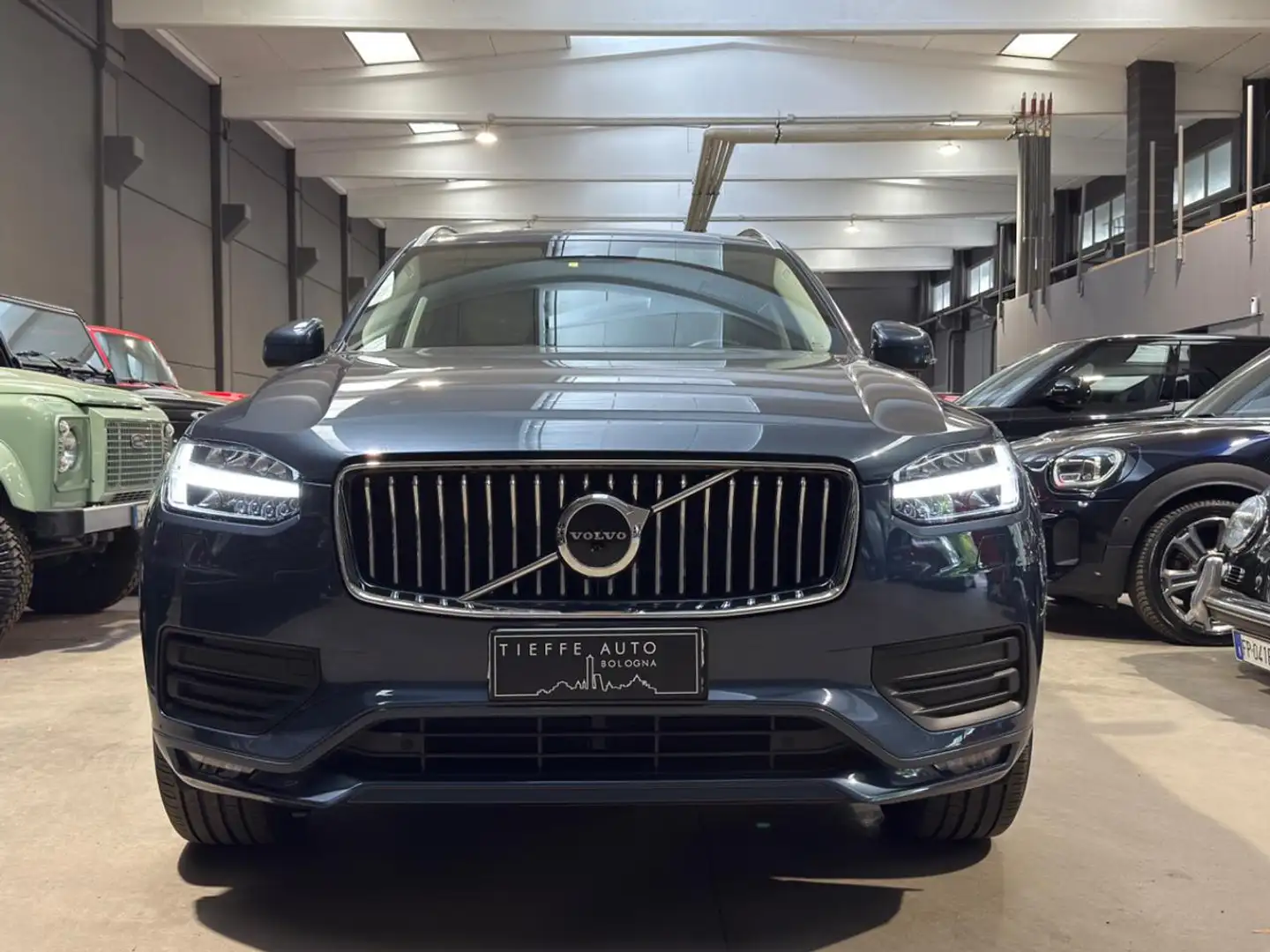 Volvo XC90 B5 (d) AWD Geartronic 7 posti Business Plus Blu/Azzurro - 2