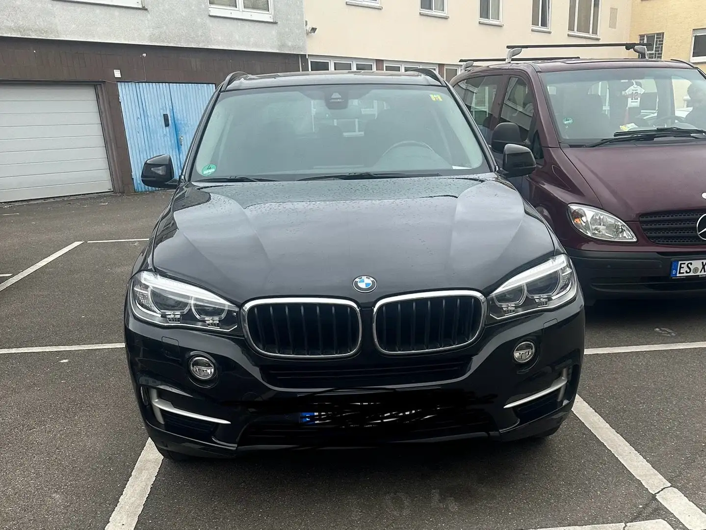 BMW X5 xDrive30d Schwarz - 1