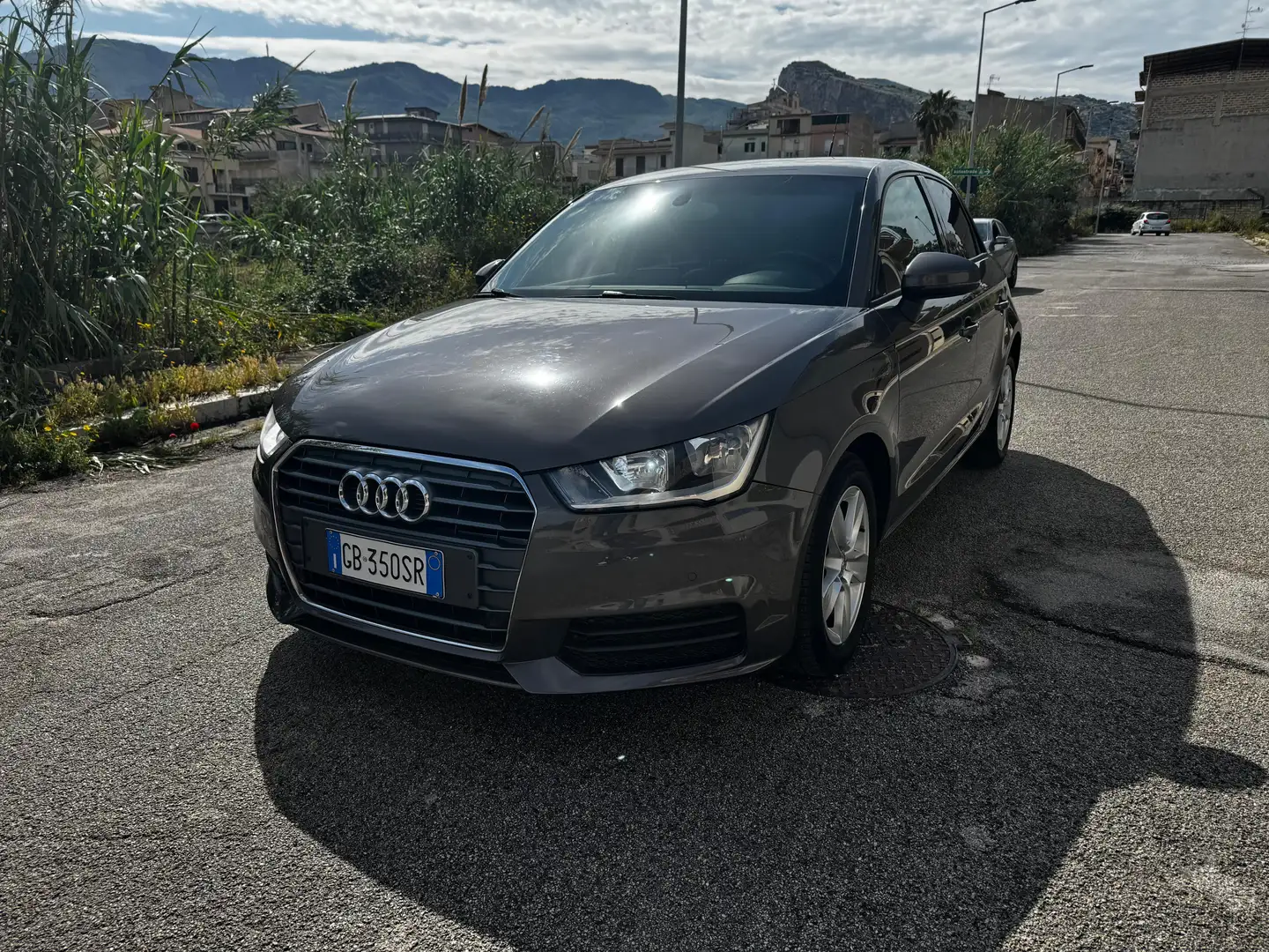 Audi A1 A1 Sportback 1.4 tdi Admired s-tronic Grigio - 1