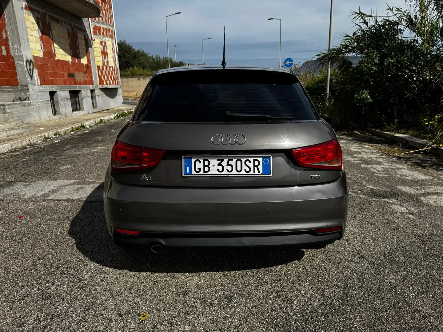 Audi A1 A1 Sportback 1.4 tdi Admired s-tronic Grigio - 2