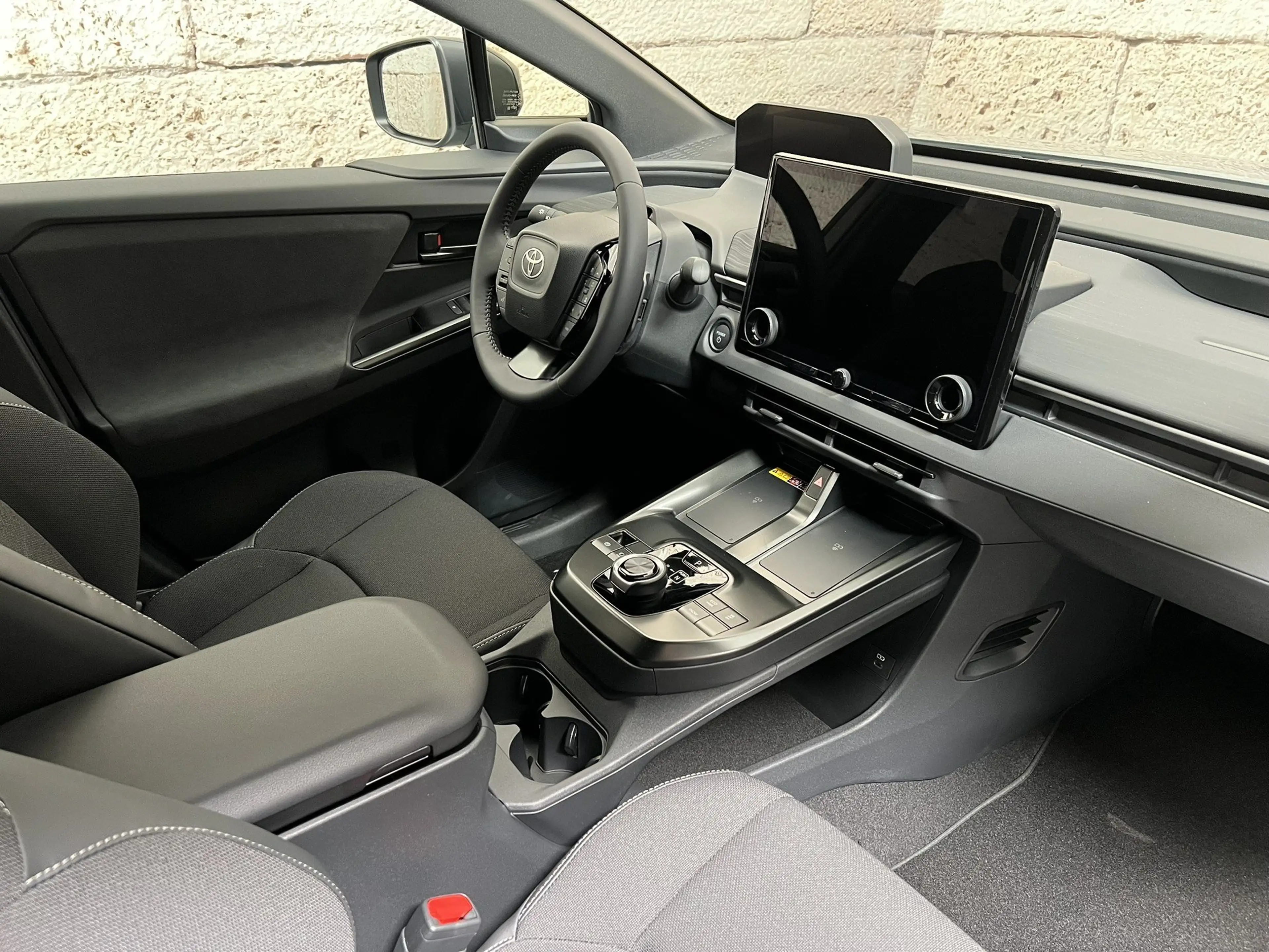 Toyota C-HR+ Elektro 77 kWh Teamplayer — photo 6
