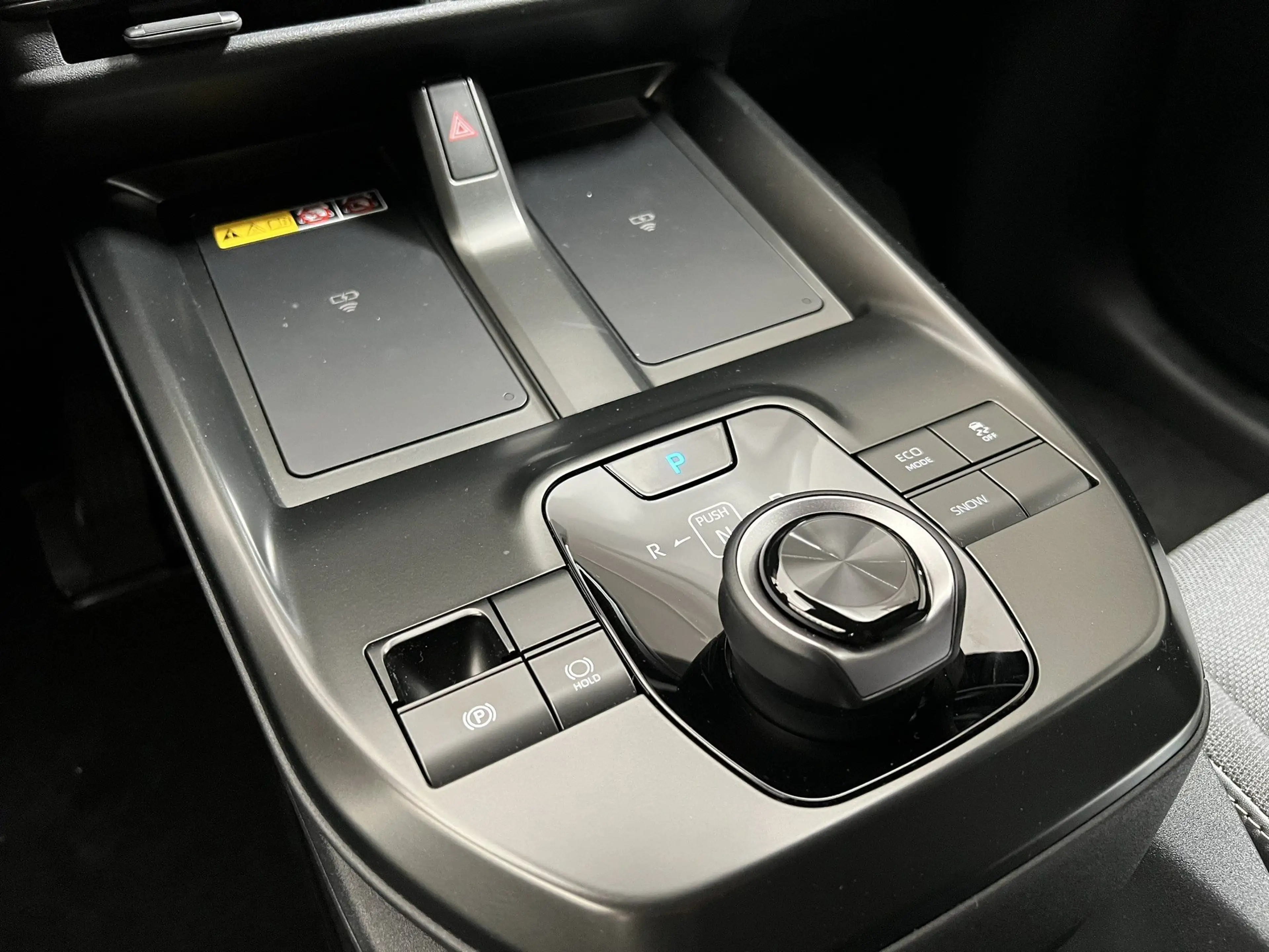 Toyota C-HR+ Elektro 77 kWh Teamplayer — photo 9