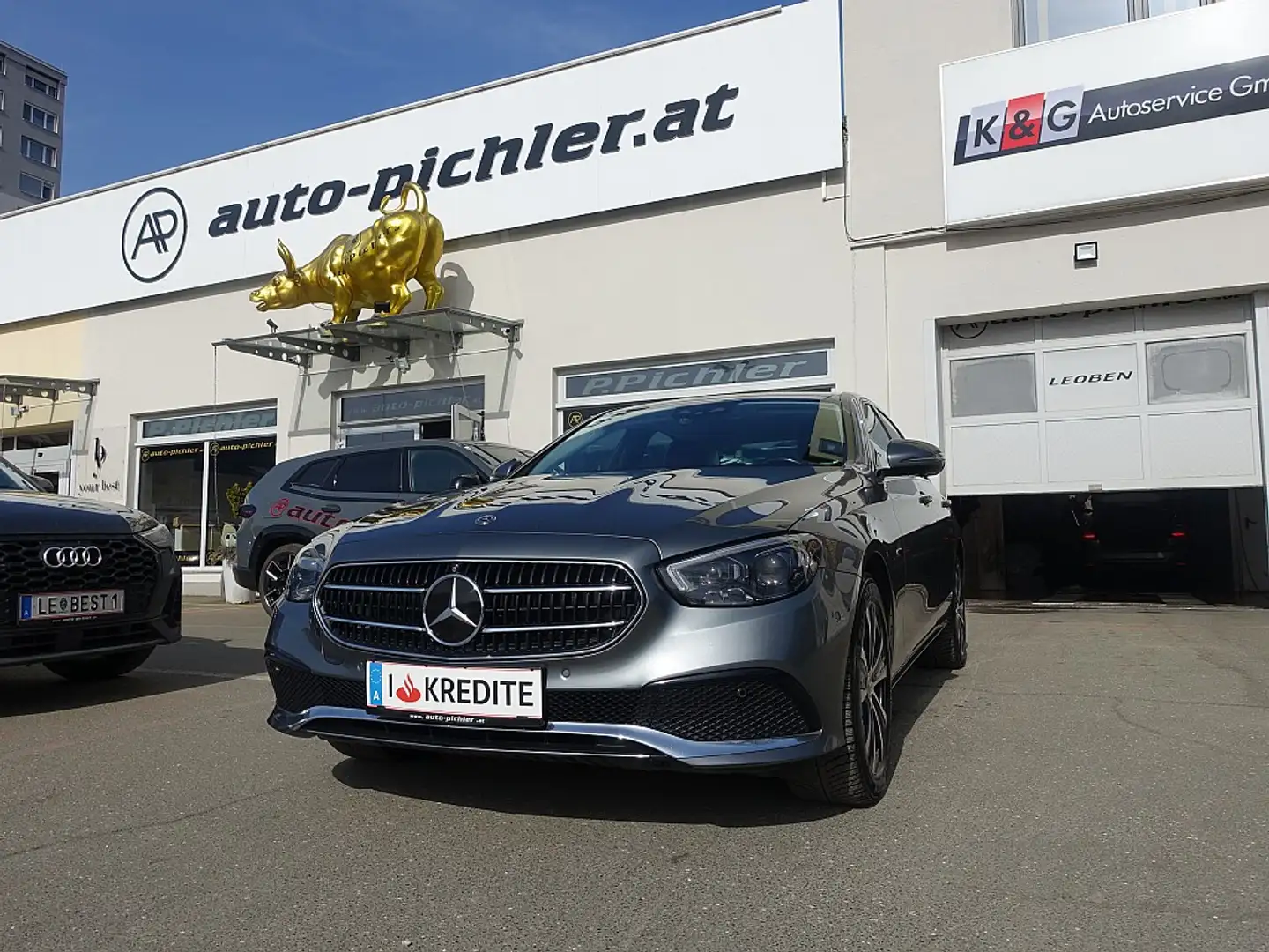 Mercedes-Benz E 300 e PHEV 4Matic Aut. Gris - 1