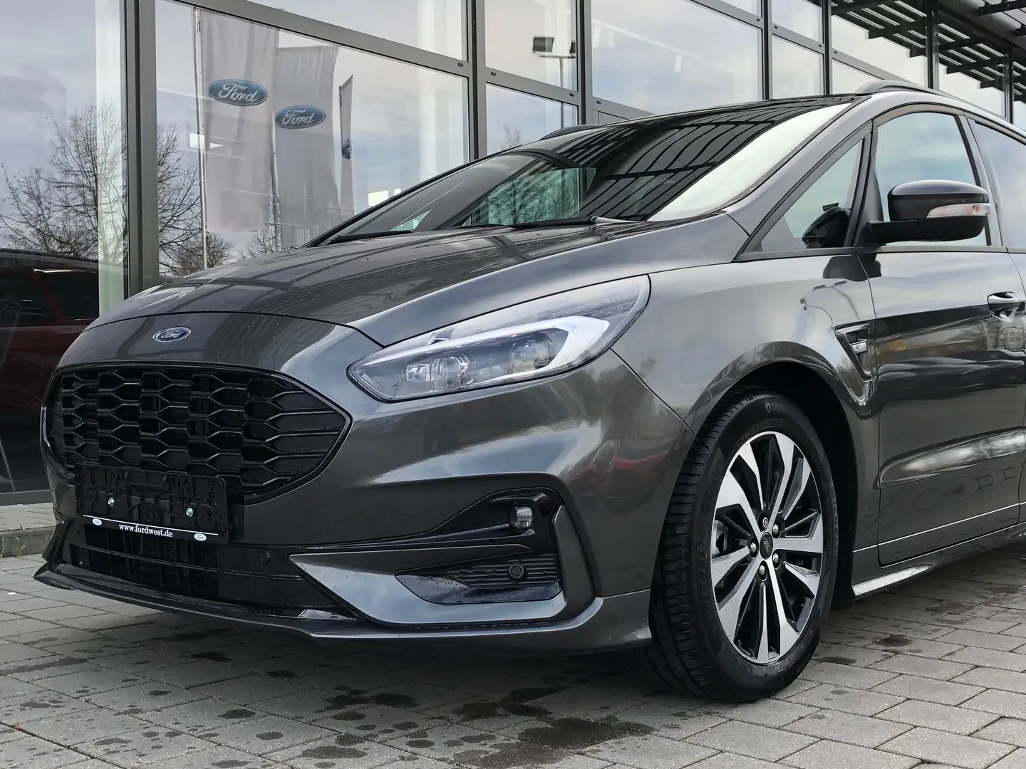 Ford S-Max 742 S-Max 2.5 Duratec FHEV Hybrid ST-Line Grau - 2